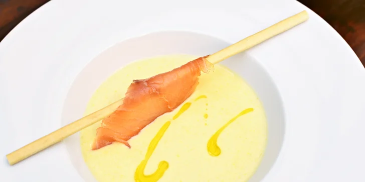 6chodové menu v La Bodeguita: chobotnice, tuňák, panenka i víno či koktejly