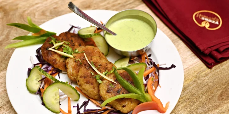 Indická masová nebo vegetariánská hostina v centru Prahy pro 2 osoby