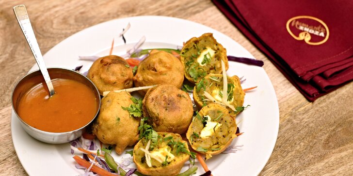 Chuť pravé Indie: několikachodová hostina s masem nebo vege pro 2 osoby