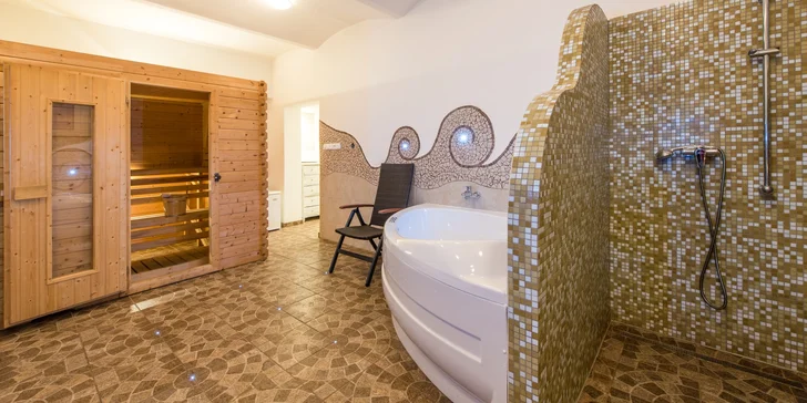 Pobyt v Jizerských horách: 3 dny se snídaní a privátním wellness a lahví vína