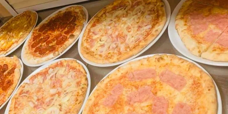 Zábava v BowlingZone: dráha na 60 či 120 minut až pro 8 hráčů a k tomu pizza nebo dvě
