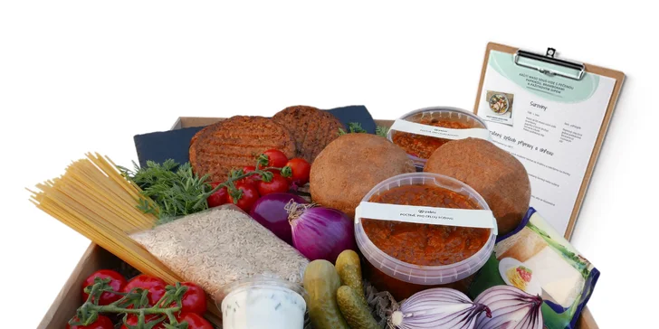 Veggie box plný zdravých a vyvážených surovin.