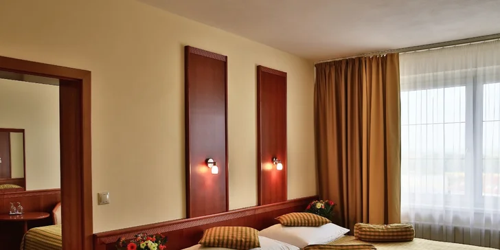 Na "queen size" posteli se vyspíte náramně. 