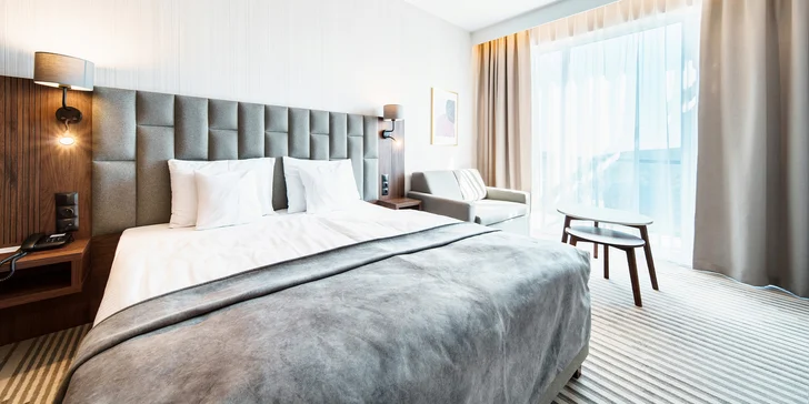 Ubytujete sa v izbe Deluxe alebo v apartmáne Superior.