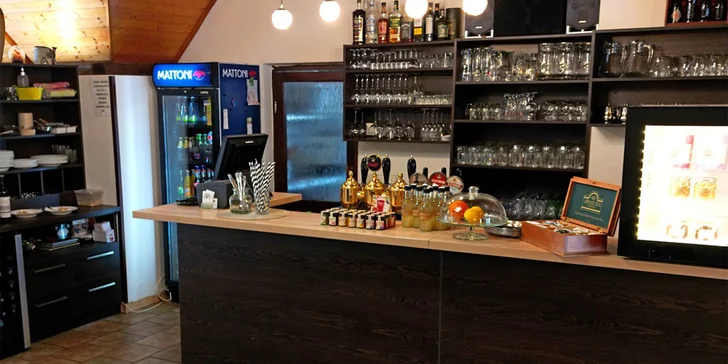 Široký je i výběr nápojů, dát si tu můžete třeba malinovku nebo cider. 