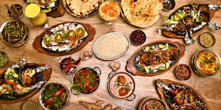 Indická masová nebo vegetariánská hostina v centru Prahy pro 2 osoby