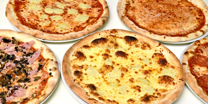 Restaurace blízko Karlova mostu: až 5 pizz dle výběru s sebou