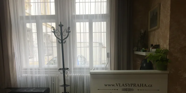 Krásná hned po probuzení: permanentní make-up obočí nebo linek