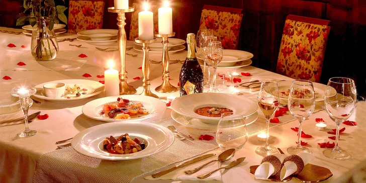 Zažijte romantiku: středomořské 5chodové menu při svíčkách a s přípitkem