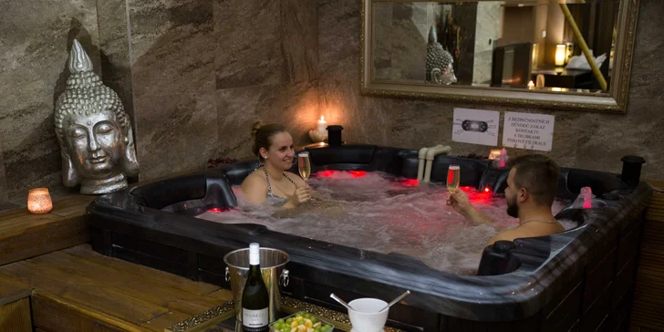 Privátní wellness pro dva: vířivka, sauna i varianta s občerstvením
