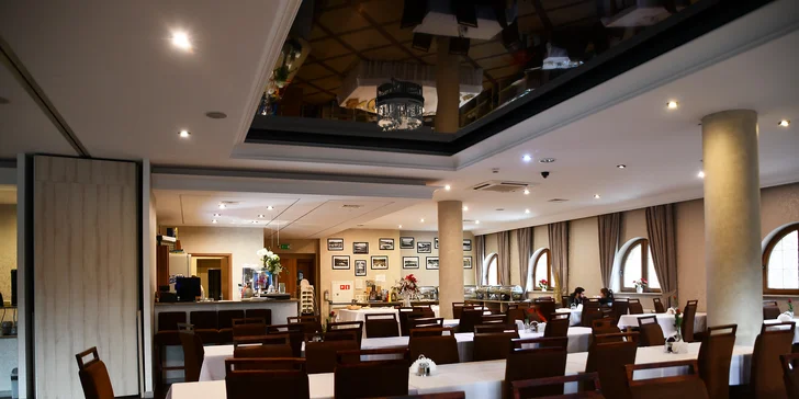 V rámci all inclusive je pro vás otevřený také nápojový bar. Objednáte si tu z výběru nealkoholických nápojů, osvěžíte se i kávou nebo čajem. K mání je i pivo, víno nebo vodka.