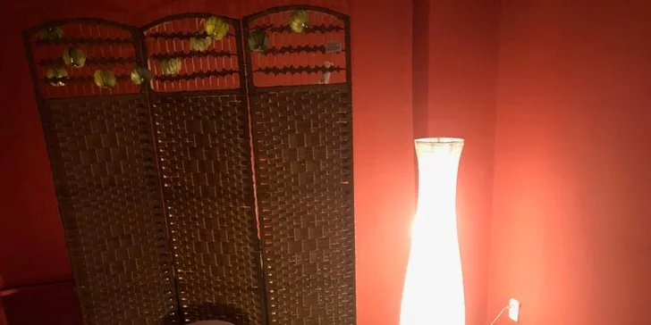 Permanentka na 3 nebo 5 masáží v centru Poruby: výběr ze 6 druhů
