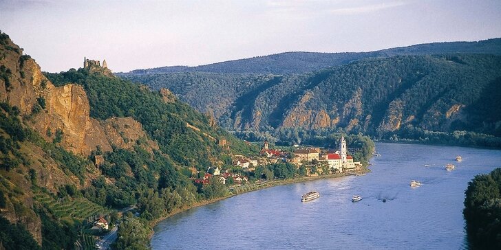 Autobusový zájezd do údolí Wachau a plavba po Dunaji do Melku