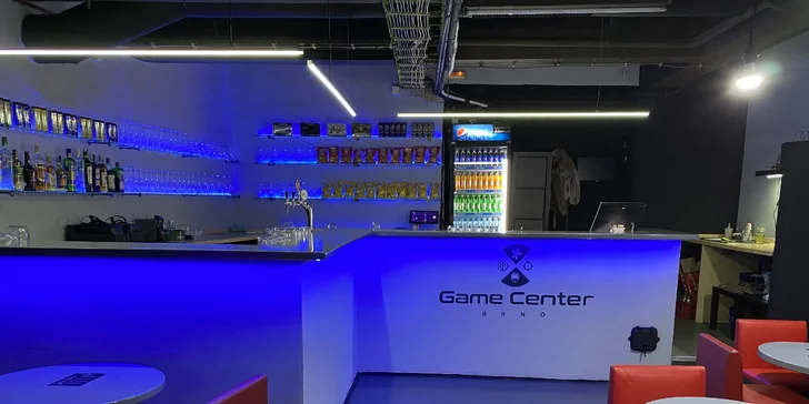 30 min. hraní ve virtuální realitě s pohybovou platformou KAT VR Walk