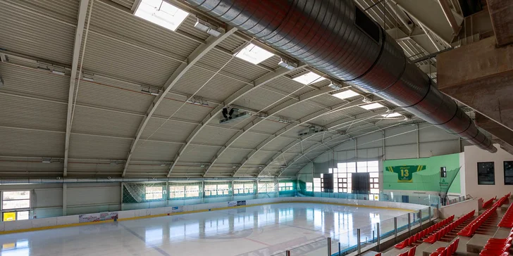 Hurá na led: veřejné bruslení v ICE ARENĚ pro děti i dospělé