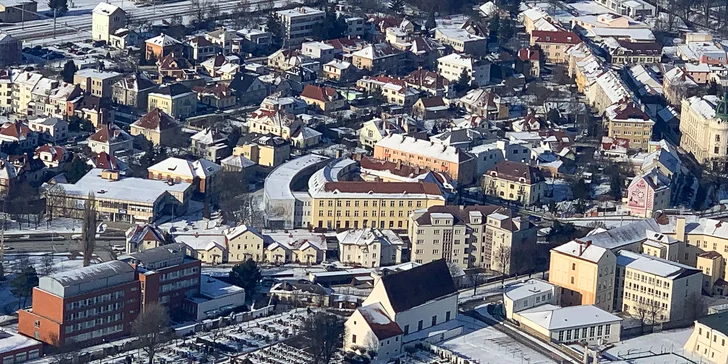 Uvidíte Vyškov, Opatovickou přehradu i zámek Račice. 