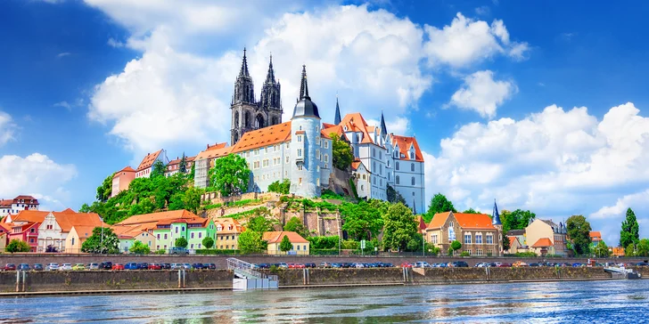 Záloha na plavbu z Děčína do Hamburku s plnou penzí a ubytováním v hotelech