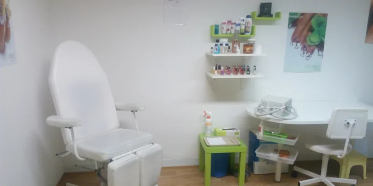 Dárek pro vaší krásu: dárkové poukazy v hodnotě 300, 500, 700 či 1000 Kč