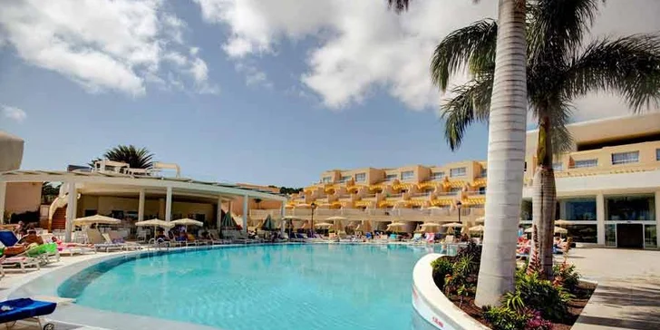Nádherné pobřeží Costa Calma - 4* hotel s all inclusive v centru města