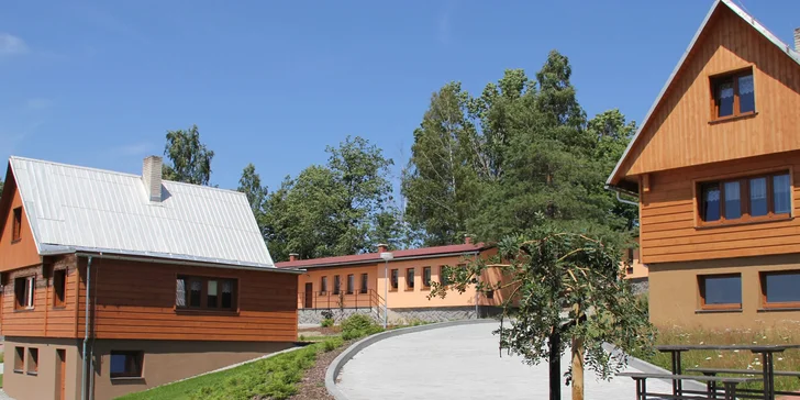 Beskydská pohoda ve srubu pro 4–6 osob: farmářská polopenze, relax a sport