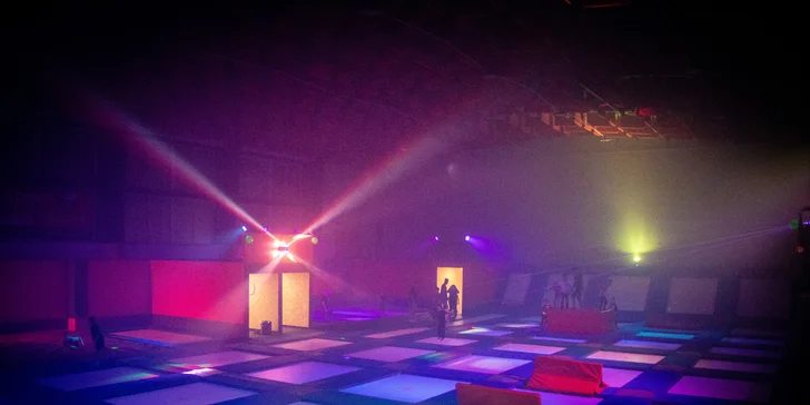 Pojďte si zaskákat: vstupy i permanentky do trampolínového centra