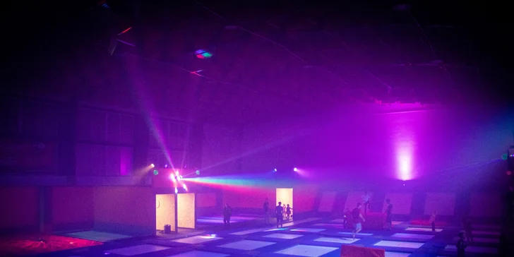 Pojďte si zaskákat: vstupy i permanentky do trampolínového centra