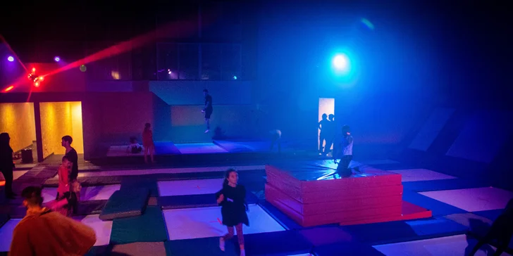 Pojďte si zaskákat: vstupy i permanentky do trampolínového centra