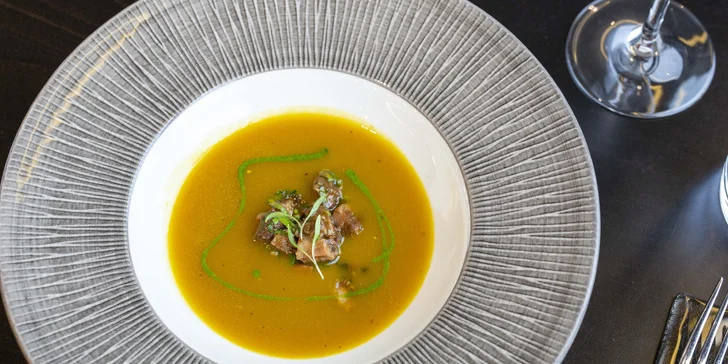 Degustační menu o 7 chodech připravené uznávaným šéfkuchařem