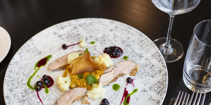 Degustační menu o 7 chodech připravené uznávaným šéfkuchařem