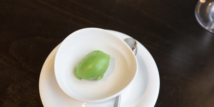 Degustační menu o 7 chodech připravené uznávaným šéfkuchařem