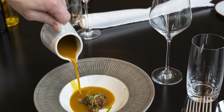 Degustační menu o 7 chodech připravené uznávaným šéfkuchařem