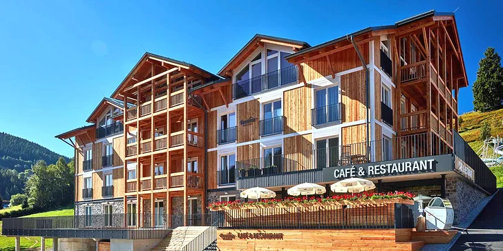 Aktivní dovolená v Krkonoších: pobyt v moderní Residenci Kovárna pro 4 až 6 osob