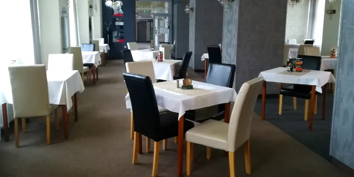 3chodové menu pro dva i s lahví šumivého vína nebo domácí limonádou