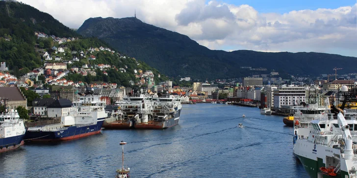 Letecký zájezd do Bergenu, Vossevangenu i k norským fjordům s ubytováním a snídaní