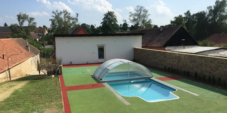Zahájíte ráno pár tempy v krytém bazénu?