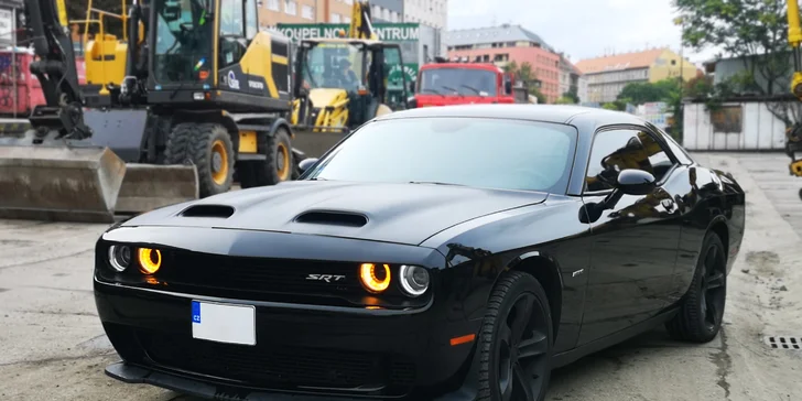 Mač amerických bestií: 20–60 min. v Chevroletu Camaro a Dodge Challenger