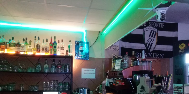 Vyberte si podle chuti: jedna lahodná pizza podle výběru s sebou