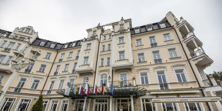 Ozdravný pobyt v Mariánských Lázních: snídaně, bazén, sauna a procedury