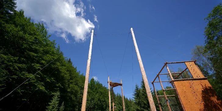 Adrenalinové zážitky v Yellow pointu: bungee trampolína, zip line a obří houpačka