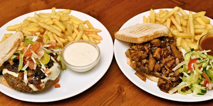 Klasická česká hospůdka: trhaný sendvič nebo burger Fíček a hranolky