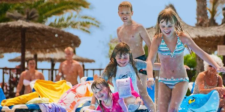 Pláže Caleta de Fuste blízko metropole - 4* resort s all inclusive