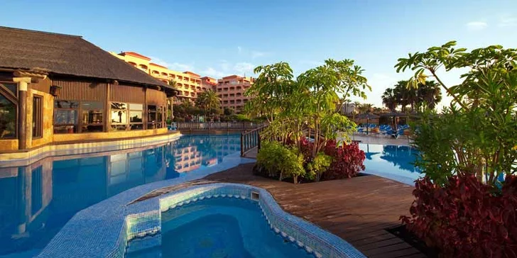 Pláže Caleta de Fuste blízko metropole - 4* resort s all inclusive