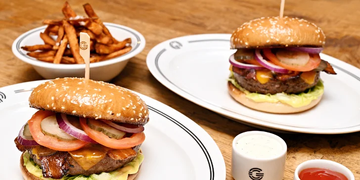 Burgery od vítěze Burgermánie 2018 a 2019: originální americký s masem plemene Black Angus