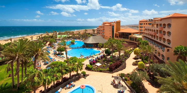 Pláže Caleta de Fuste blízko metropole - 4* resort s all inclusive