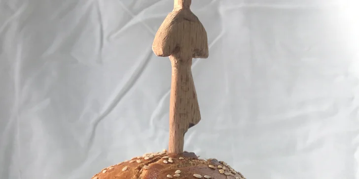 Burger dle výběru z 5 druhů, hranolky, dip i pivo či nealko nápoj