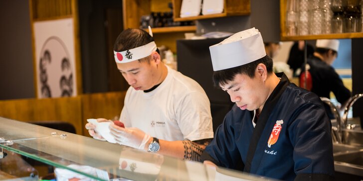 Pochutnejte si na asijských specialitách: otevřený voucher do sushi baru v hodnotě 500 nebo 1000 Kč