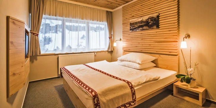 Horský hotel pod Gerlachem přímo u plesa: polopenze a wellness s výhledem