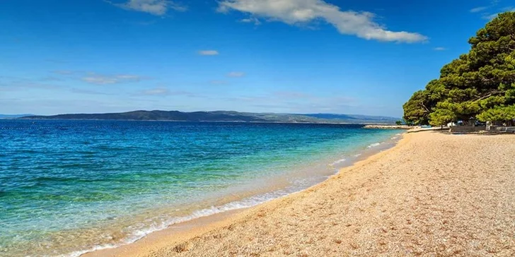 Užijte si letovisko Baška Voda - 5* hotel u pláže, vlastní doprava