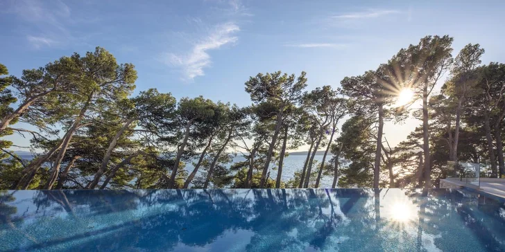 Užijte si letovisko Baška Voda - 5* hotel u pláže, vlastní doprava