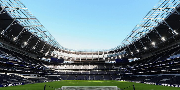 Zájezd na pravý anglický fotbal: letenka, ubytování se snídaní a vstupenka na Tottenham vs. Manchester United